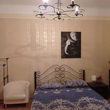 Khmelnytsky Street Near Opera Apartment